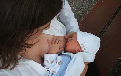 Tétées nocturnes : 12 conseils de survie pour les nouvelles mamans
