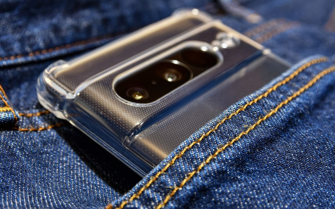 Les 5 accessoires en denim à avoir pour la rentrée