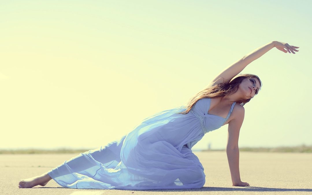 Comment porter la robe longue en été ?